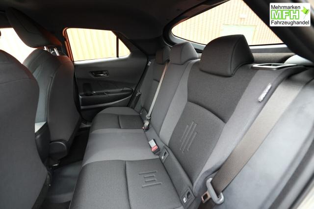 Toyota C-HR Teamplayer PHEV Nav Keyl SHZ SmartK Privacy 18Z IndukL 