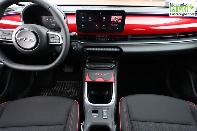 Fiat 600e RED 54kWh 11kW-OBC CarPlay W&auml;rmepumpe PDC 
