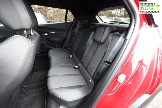 Peugeot 2008 GT 1.2 Hybrid 136 e-DCS LED Nav PDC AHK 17Z 