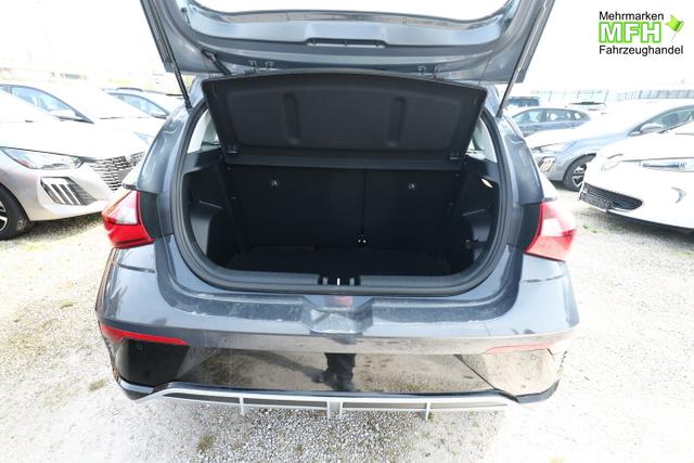 Hyundai i20 Select Navi DigCo 16Z CarPlay Kam PDC Temp 