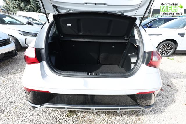 Hyundai i20 Select Navi DigCo 16Z CarPlay Kam PDC Temp 