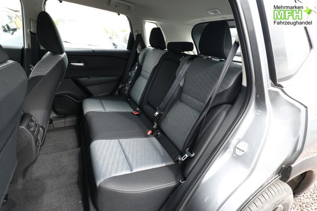 Nissan X-Trail Acenta AT 4xSHZ LED Kam ACC CarPlay Keyl 