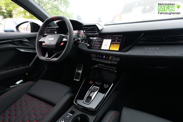 Audi RS3 RS 3 TFSI Sportback Pano Leder Matrix Nav 19Z 