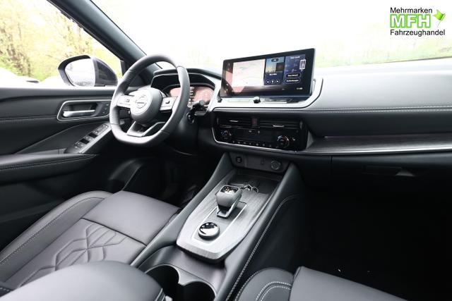 Nissan Qashqai Tekna AWD Pano HUD eHk SHZ ACC Keyl LM19 
