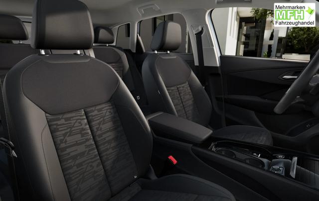 Audi Q3 Intense neuesMod Tech LED+ KlimaP MMI+ Keyl PrivG 17Z 