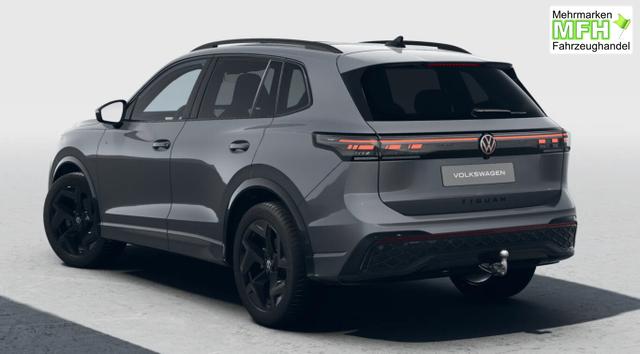 Volkswagen Tiguan R-Line Pano BlackP Nav Matrix LM19Z PrivG 
