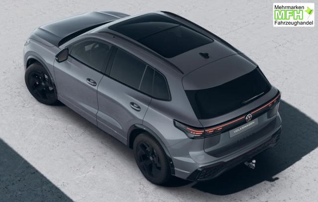 Volkswagen Tiguan R-Line Pano BlackP Nav Matrix LM19Z PrivG 