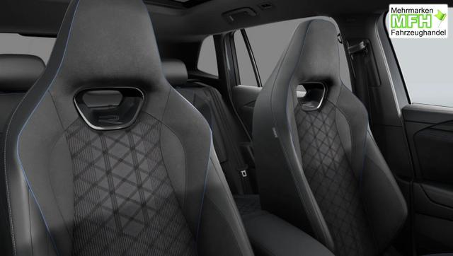 Volkswagen Tiguan R-Line Pano BlackP Nav Matrix LM19Z PrivG 