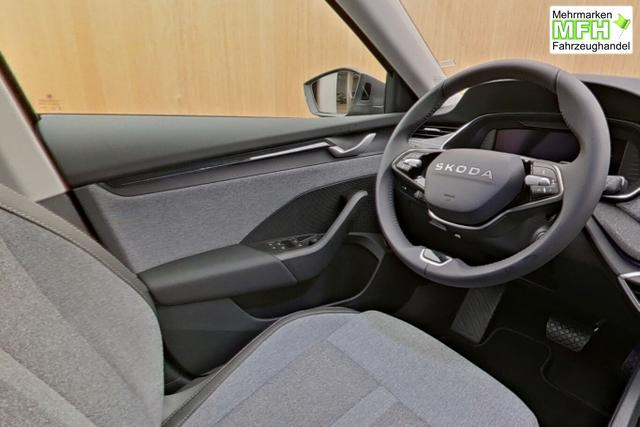 Skoda Octavia Combi DSG Selec Nav ACC vEHK Kessy Kam 