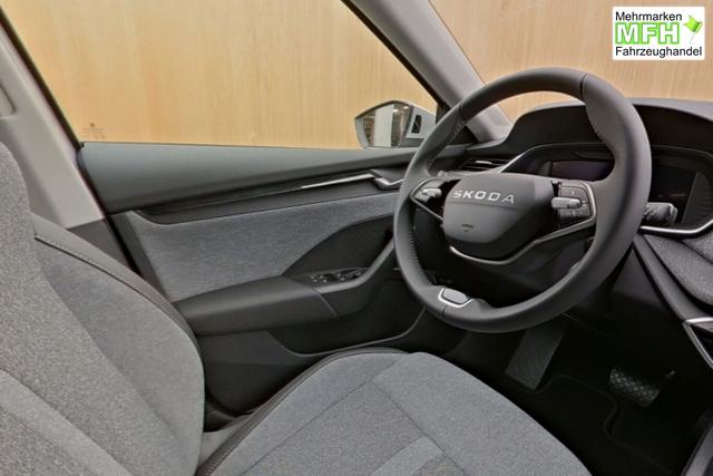 Skoda Octavia Combi Selection DSG Selec Matrix HUD Nav ACC Kessy 