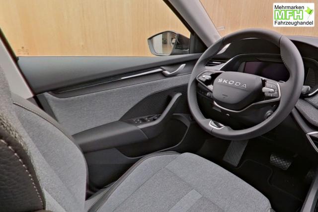 Skoda Octavia Combi Selection DSG Selec Matrix HUD Nav ACC Kessy 