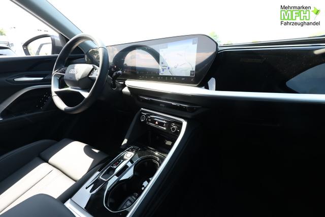 Audi Q5 S line TDI 204 Tech Pano PrivG VirCo+ eHK 19Z 