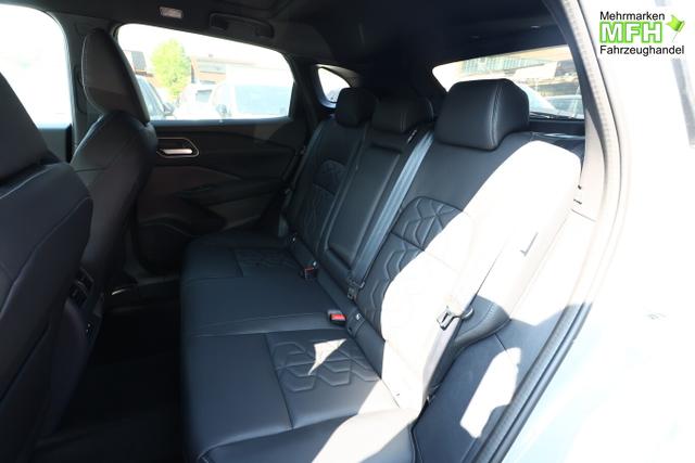 Nissan Qashqai Tekna AT Pano HUD eHk SHZ ACC 19"LM Nav 