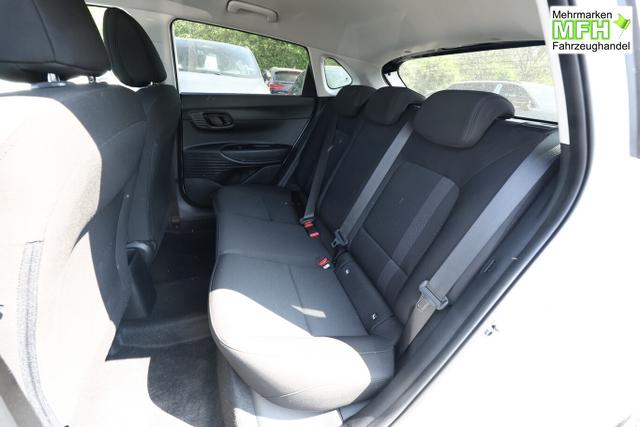Hyundai i20 DCT Select Nav LED Privacy 16Z CarPlay Kam 