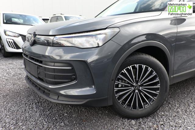 Volkswagen Tiguan DSG LED+ Pano Nav 5JGar IQ.DRIVE LM18Z 