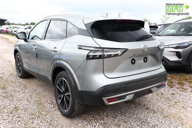 Nissan Qashqai Tekna AT Pano HUD eHk SHZ ACC 19"LM Nav 