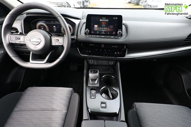 Nissan X-Trail Acenta AT 7S 4xSHZ LED Kam ACC CarPlay 