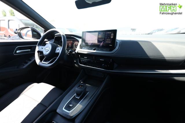 Nissan Qashqai Tekna AT Pano HUD eHk SHZ ACC 19"LM Nav 