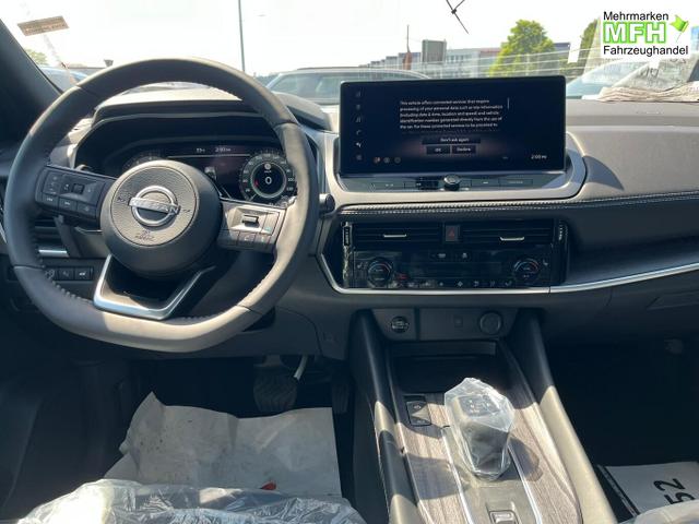 Nissan Qashqai Tekna Pano HUD el.Heckk 360&deg; ACC SHZ Nav 
