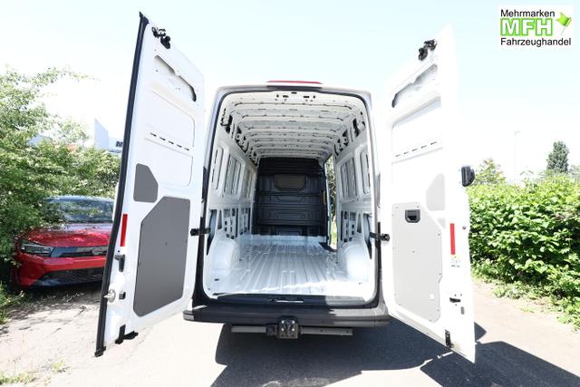 Volkswagen Crafter 35 L4H3 AT8 3S AHK Temp AppCo 2xPDC 