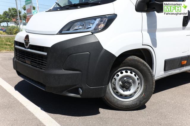 Opel Movano 35+ AT8 L4H3 AppleC NSW Kam 270&deg; 