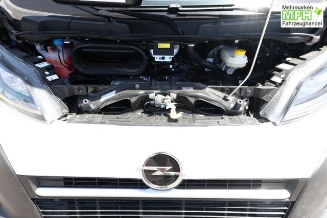Opel Movano 35+ AT8 L4H3 AppleC NSW Kam 270&deg; 