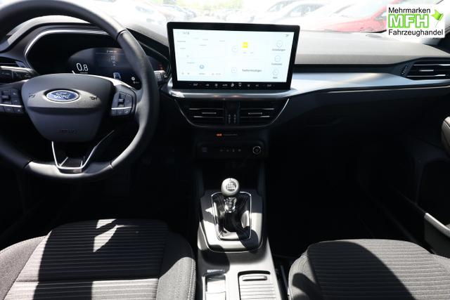 Ford Focus Titanium X ACC Nav LED Kam TotW KeyFree 