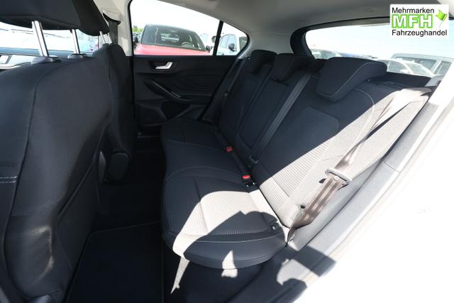 Ford Focus Titanium X ACC Nav LED Kam TotW KeyFree 