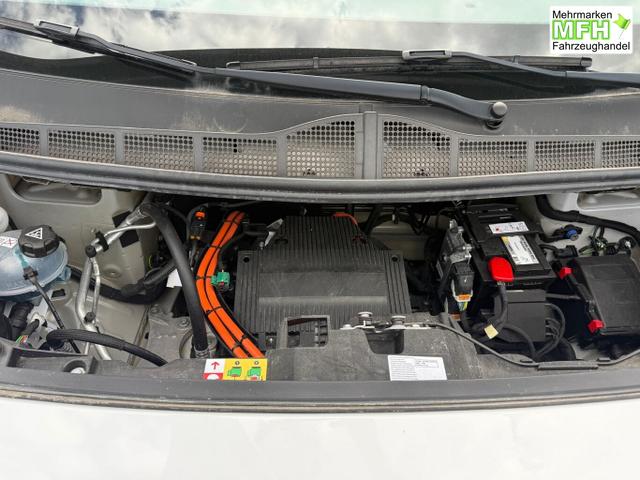 Peugeot Expert 75kWh L2 VisibilityP 11kWOBC HFT DAB Temp 
