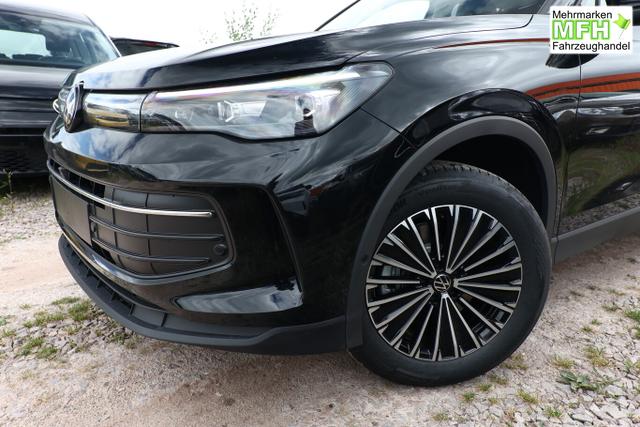 Volkswagen Tiguan DSG LED+ Pano Nav 5JGar IQ.DRIVE LM18Z 