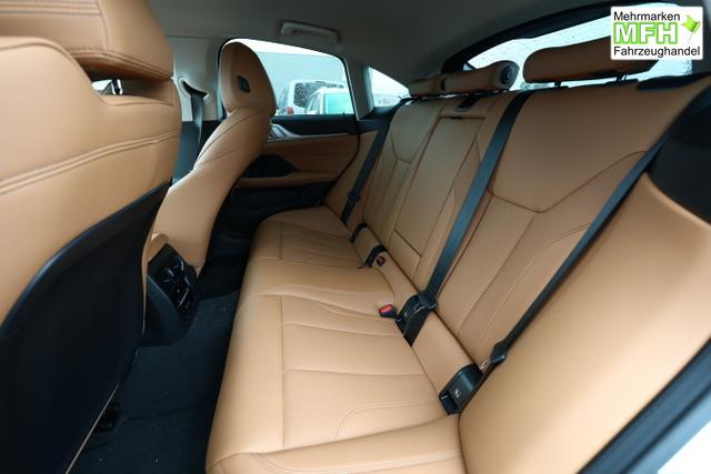 BMW 4er 420i Gran Coupe Steptronic LED Leder ParkAs Kam 