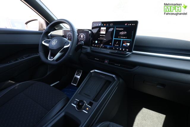 Volkswagen T-Roc R-Line EasyO 5JGar Kam SHZ PrivG ParkAss+ 