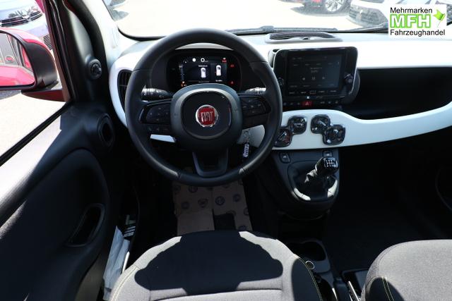 Fiat Panda Cross 5S PDC CarP/AndroidA PrivG 15Z NSW 