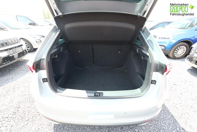 Skoda Scala Selection DSG Dynamic Pano ACC SideA Kam Kessy SHZ 