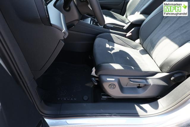 Volkswagen Tiguan Eleg. 4M Nav DCC+ LED+ SHZ eHk KeyL ParkA 