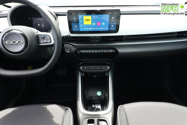 Fiat 600 Hybrid ICON SHZ Keyl Nav Kam 2xPDC LED CarP 