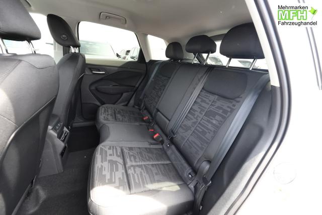Audi Q3 Intense Tech LED+ KlimaP MMI+ Keyl PrivG 18Z eHK PDC+ 