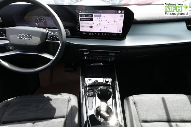 Audi Q3 Intense Tech LED+ KlimaP MMI+ Keyl PrivG 18Z eHK PDC+ 