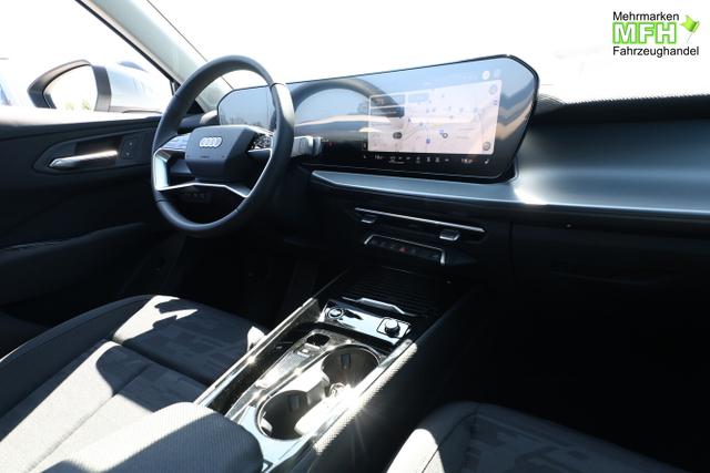 Audi Q3 Tech LED+ KlimaP Keyl ACC PrivG 18Z eHK PDC+ 