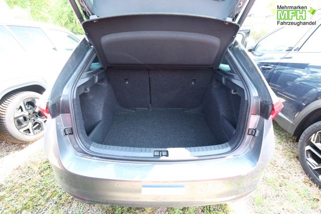 Skoda Scala Selection DSG Dynamic Pano ACC SideA Kam Kessy SHZ 