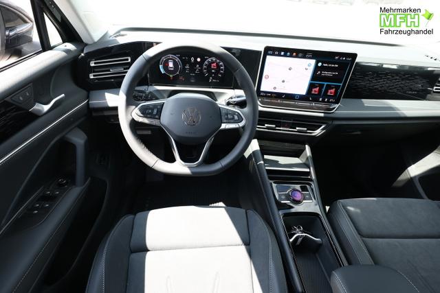 Volkswagen Tiguan Eleg. 4M Nav DCC+ LED+ SHZ eHk KeyL ParkA 