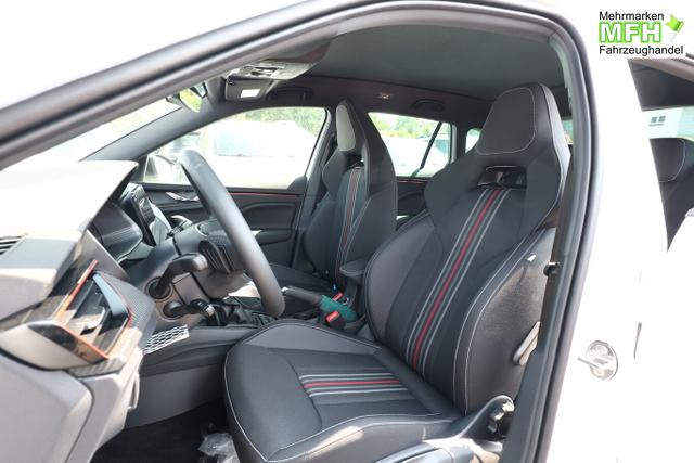 Skoda Scala Monte Carlo DSG MonteC Pano Matrix Nav ACC SideA Kam 