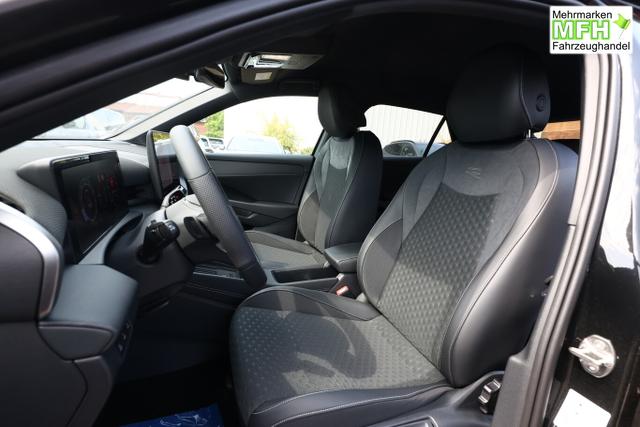 Volkswagen T-Roc R-Line EasyO Nav 5JGar SHZ ParkAss+ PrivG 