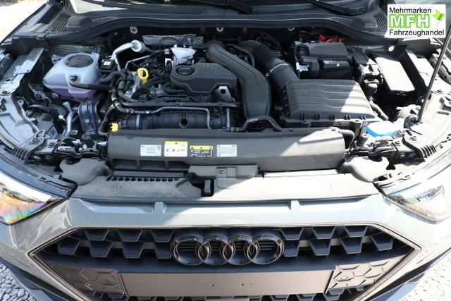 Audi A1 S line SB LED+ SportS CarPlay Kam 17Z Keyless 