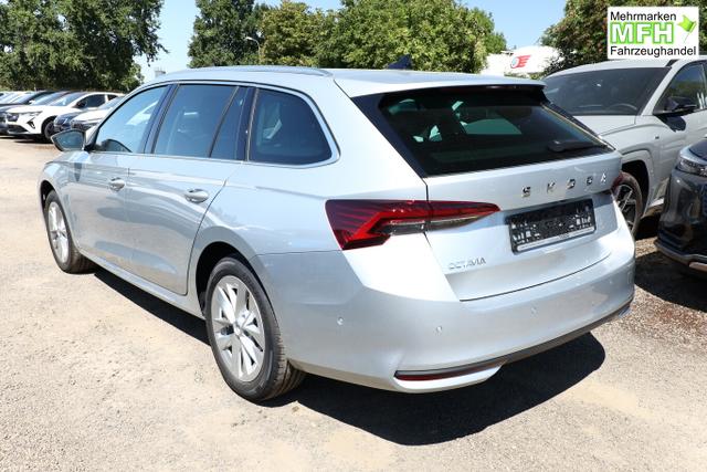 Skoda Octavia Combi Selection DSG Selec Matrix HUD Nav ACC Kessy 