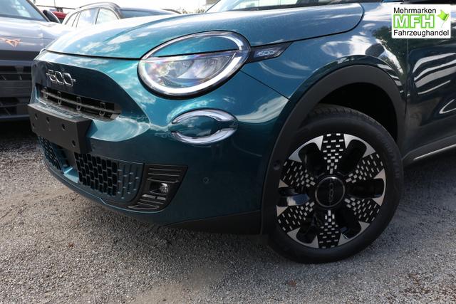 Fiat 600 Hybrid La Prima SHZ eHK ACC Nav Kam 360&deg;PDC 