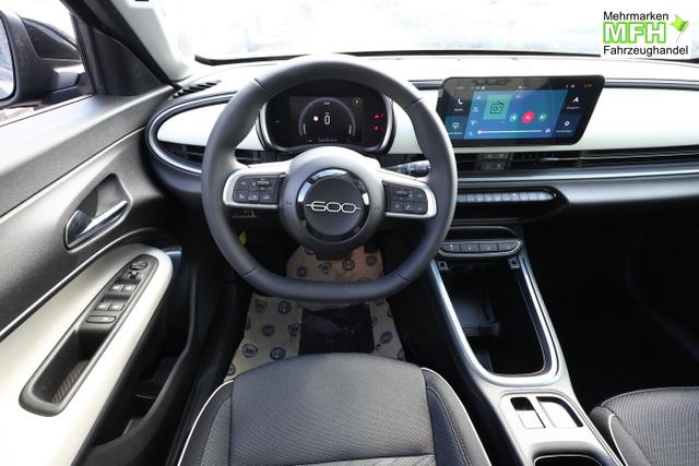 Fiat 600 Hybrid La Prima SHZ eHK ACC Nav Kam 360&deg;PDC 