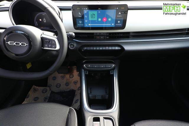 Fiat 600 Hybrid La Prima SHZ eHK ACC Nav Kam 360&deg;PDC 