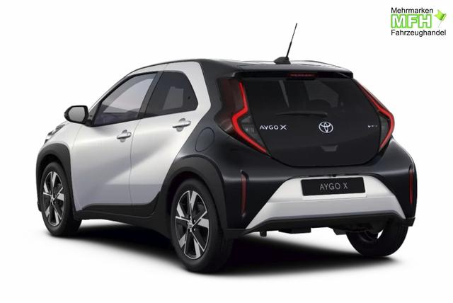 Toyota Aygo X LED Privacy 17"LM ACC Kam Klimaaut. 9"Tou 