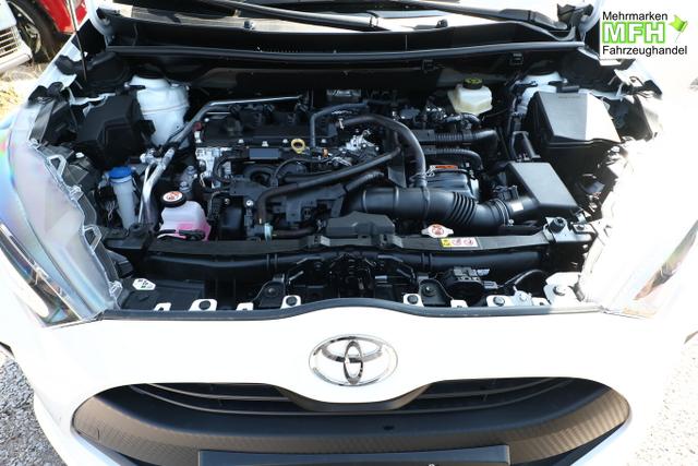 Toyota Yaris Kam ACC CarPlay/Android Klimaaut. 9"Touch 